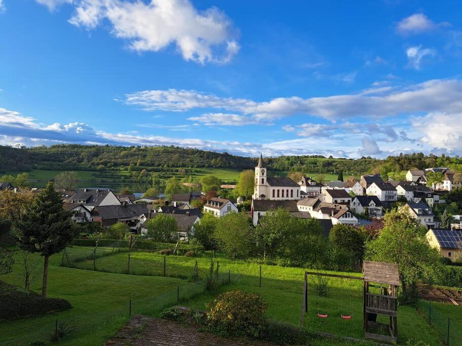 Haus Mit Idyllischem Seeblick Schalkenmehren Esterno foto